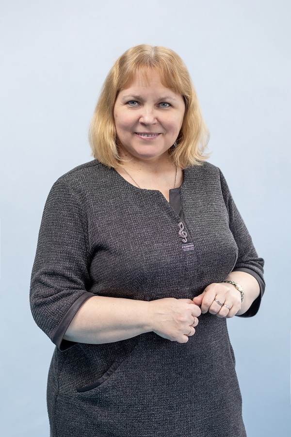 Девятых Марина Анатольевна.