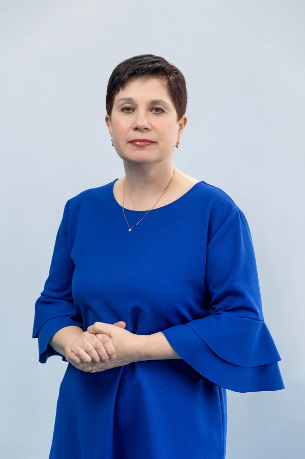 Криволапова Людмила Степановна.